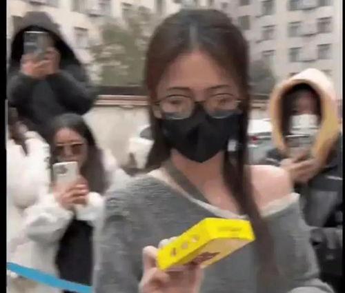 吃瓜最新事件爆料娱乐,吃瓜群众揭秘最新事件幕后真相