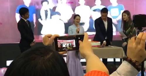 吸粉吃瓜娱乐短视频,吸粉吃瓜娱乐的狂欢盛宴